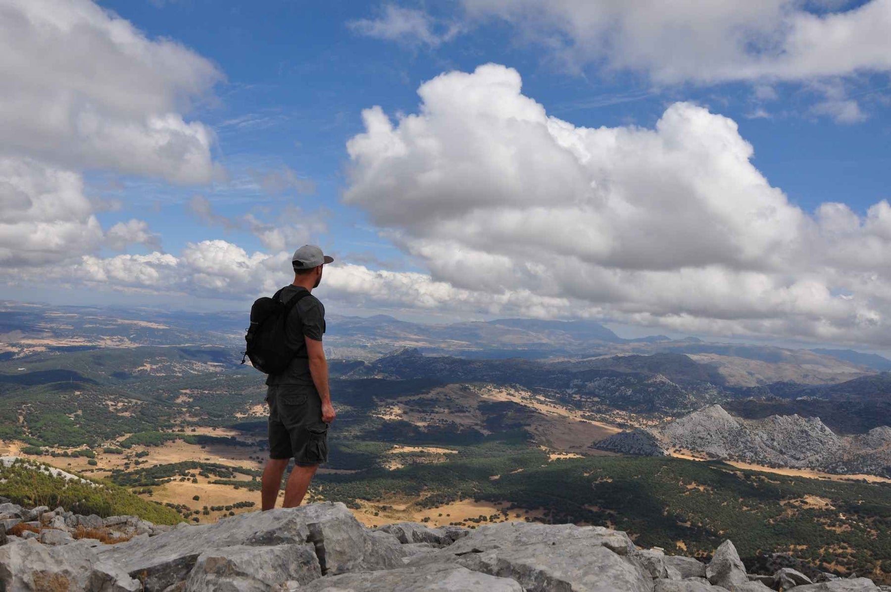 A Complete Guide To Ultralight Backpacking