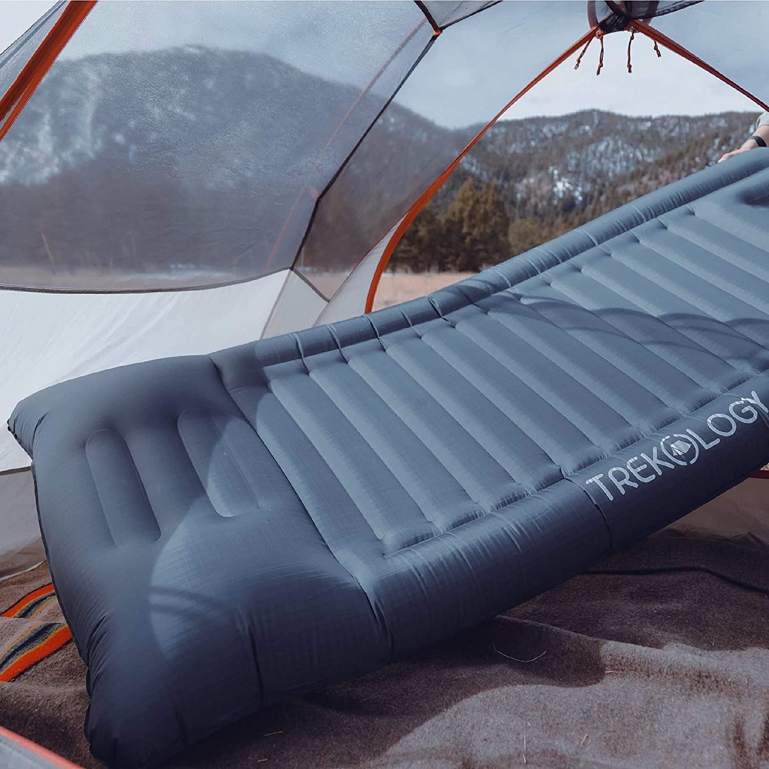 Novagoodes UL140 Thick Air Sleeping Mat with Built-in Inflator Pump (US)