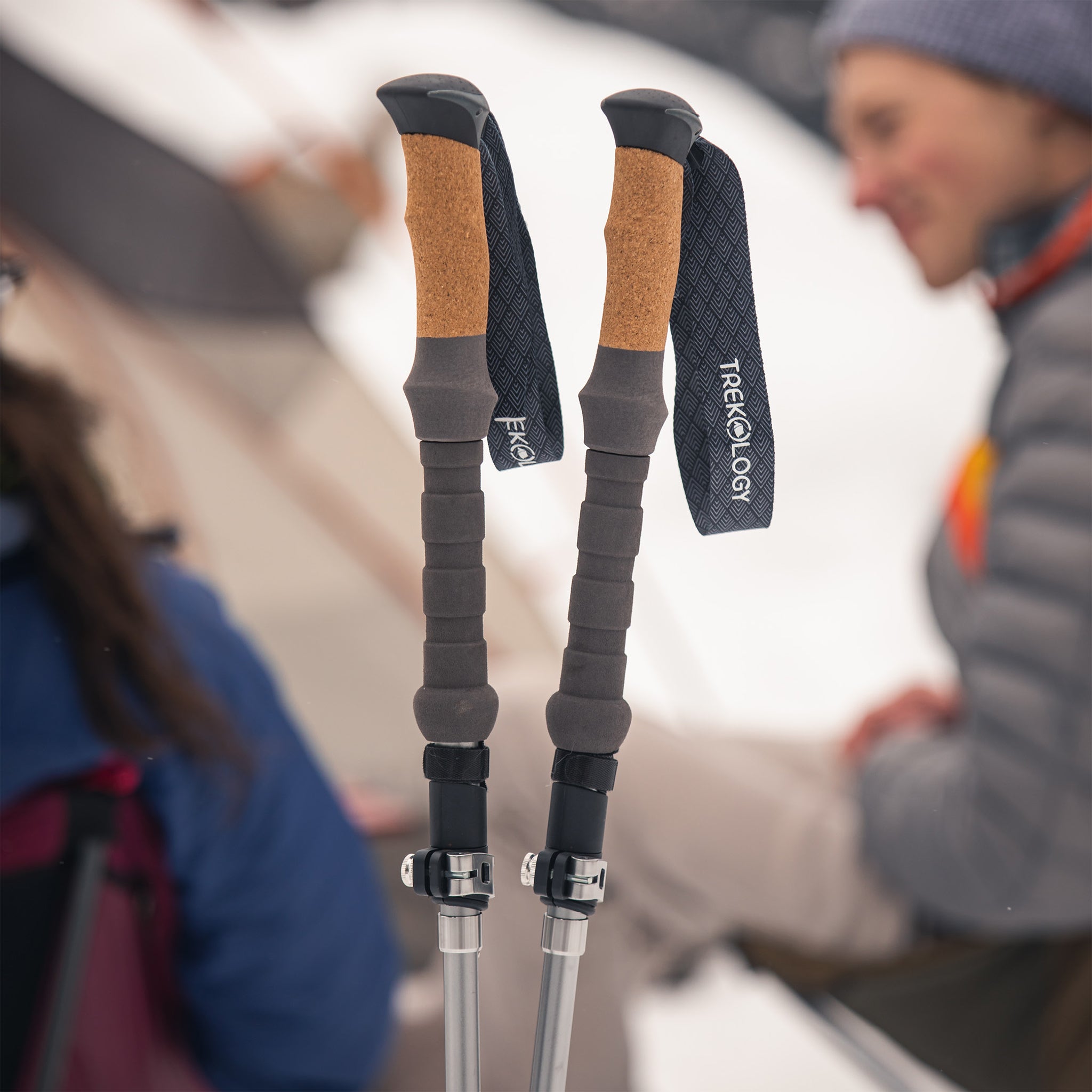 Novagoodes TREK-Z 2.0 Cork : Foldable Trekking Poles with Cork Handle (2pc/set) (US)